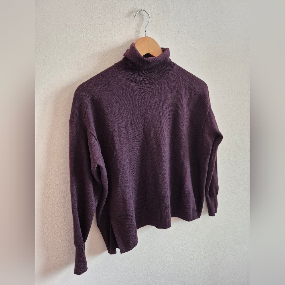 Gorman 100% Merino Wool Turtleneck Boxy Fit Sweater Size 6 Or XS (Oversized Fit)